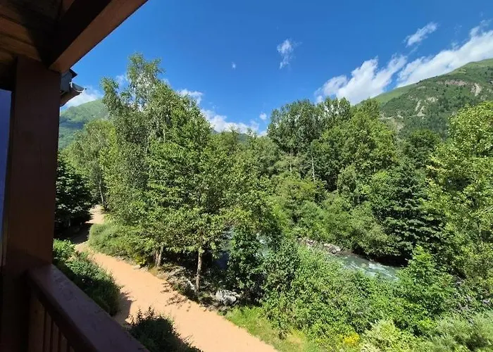 Apartment Le Cocon Nestois, Appt Proche Saint-lary- Vue Montagne Vielle-Aure